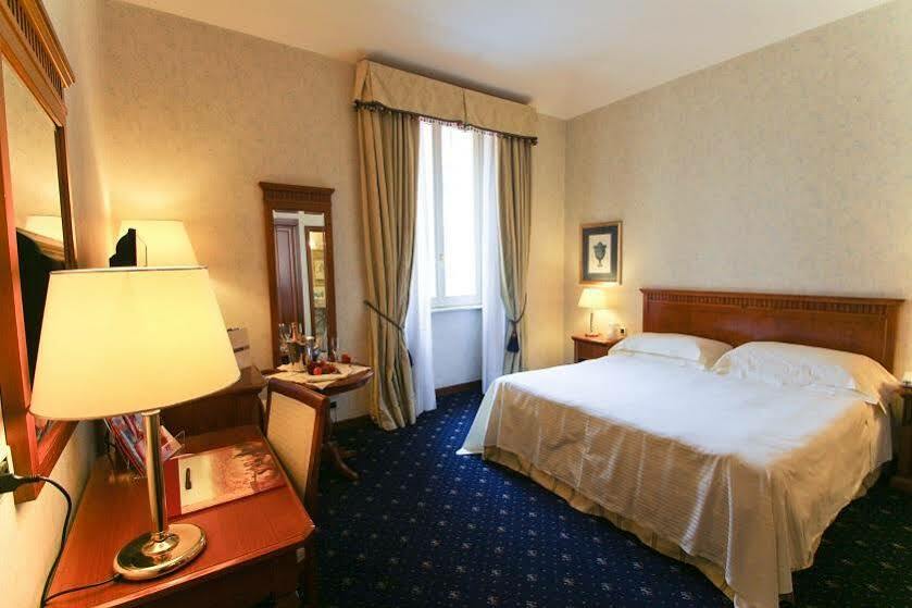 Hotell Una Empire Rom